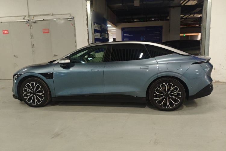 Used Zeekr 007 2025 Four-Wheel Drive Intelligent Driving Version 75 kWh
