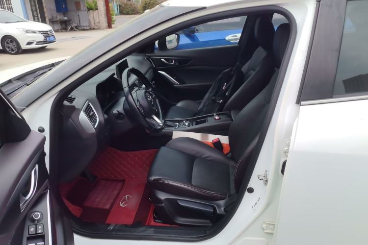 Used Mazda CX-4 2018 2.0L Automatic Two-Wheel Drive Blue Sky Premium Upgrade Version China VI Standard
