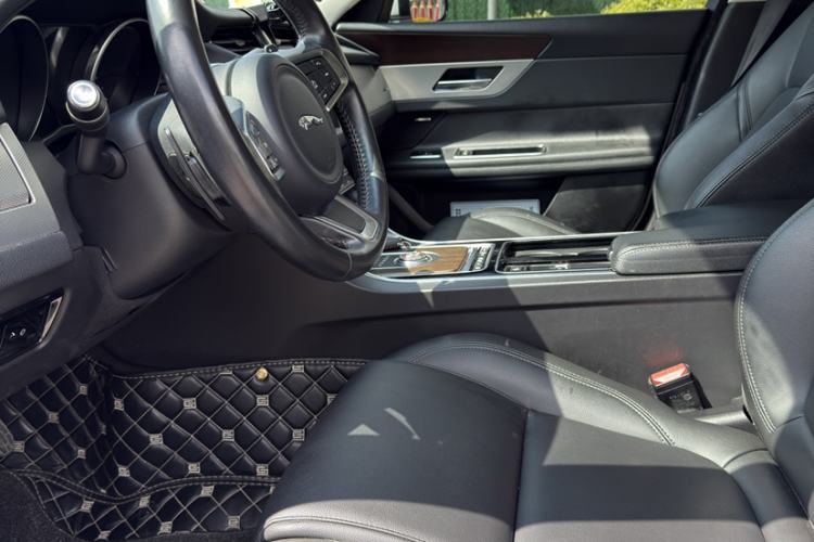 Used Jaguar XFL 2019 XFL 2.0T 200 PS Two-Wheel-Drive Elite Edition
