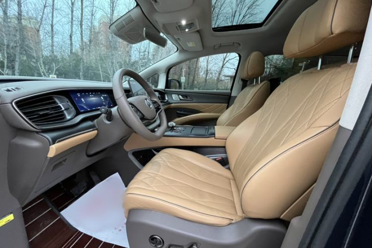 Used Denza D9 2022 DM-i 970 Four-Wheel Drive Prestige Model