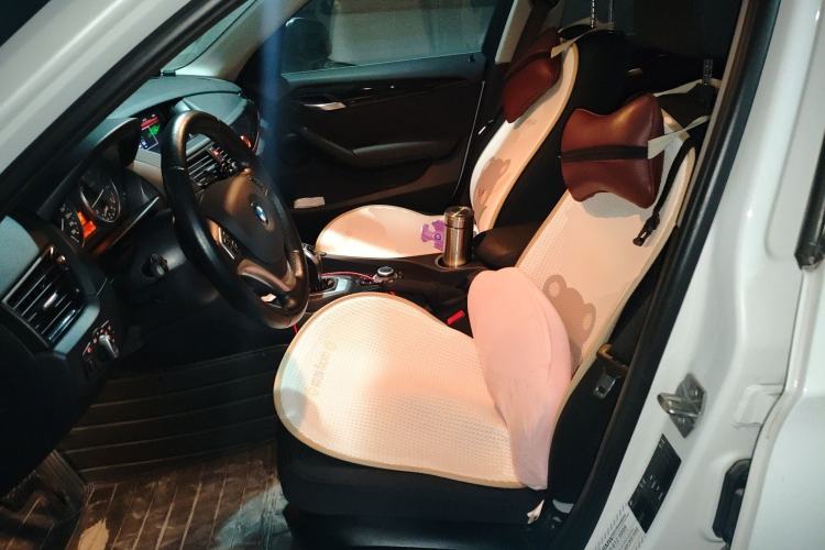 Used BMW X1 2015 sDrive18i Fashion Upgrade Edition Left Front Seat