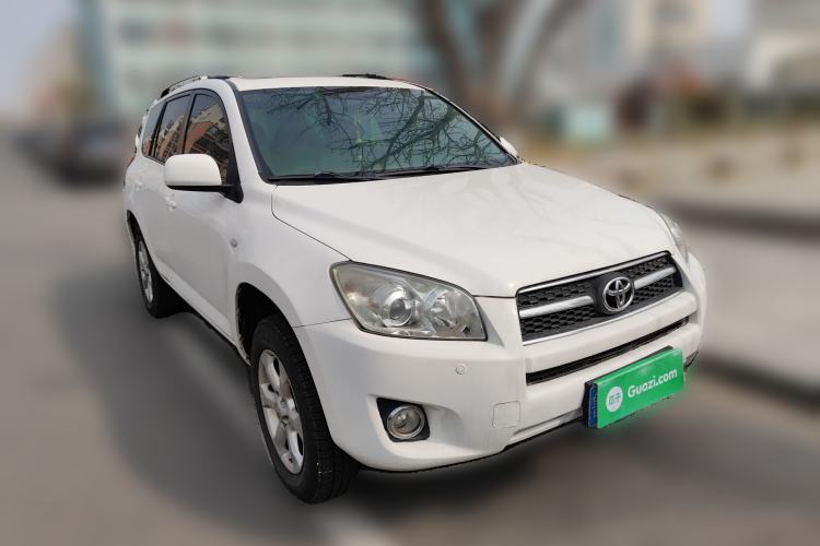 Used Toyota RAV4 2011 2.0L Automatic Luxury Edition
