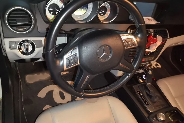 Used Mercedes-Benz C-Class 2011 C 200 CGI Fashion Model