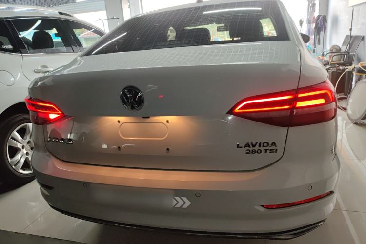 Used Volkswagen Lavida 2019 280TSI DSG Luxury Edition China VI Standard
