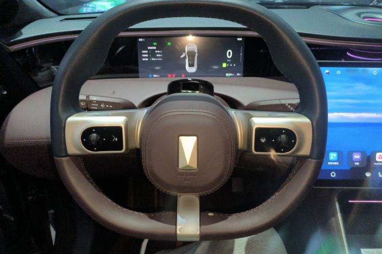 Used Avatr 11 2023 Harmony 116° Four-Wheel Drive Version
