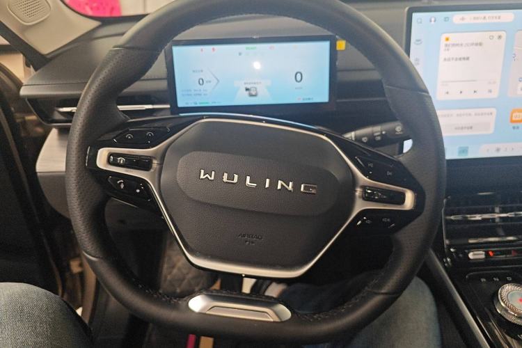 Used Wuling E5 2024 510 km Standard Version
