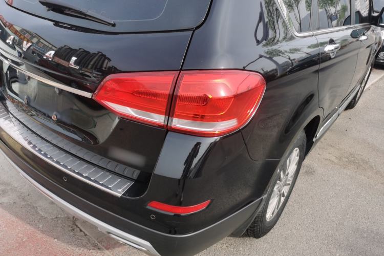 Used Haval H6 2017 Blue Label Sport Edition 1.5T Automatic Two-Wheel Drive Luxury Model Exterior 3