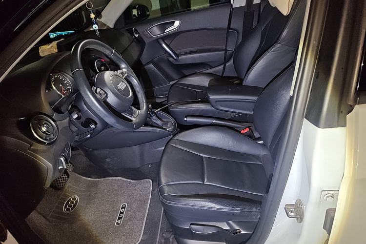 Used Audi A1 2014 30 TFSI Sportback Comfort Model Left Front Seat