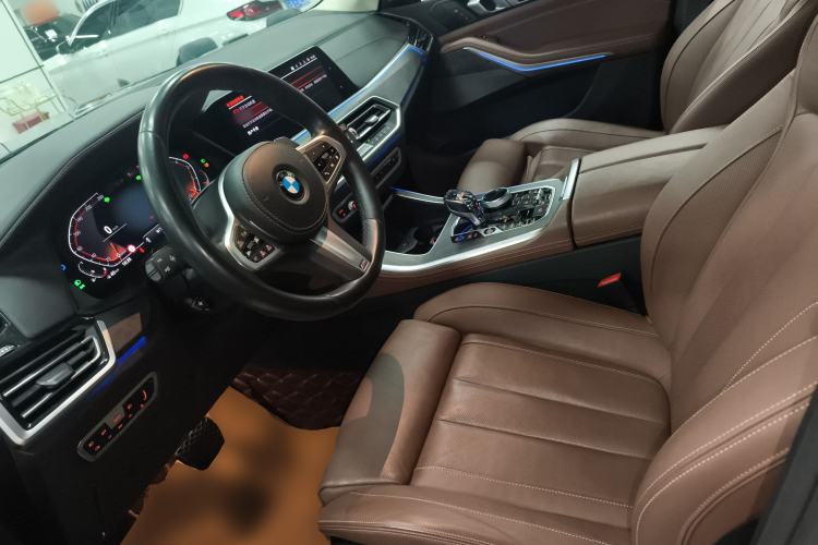 Used BMW X5 2020 xDrive40i Luxury Model with M Sport Package
