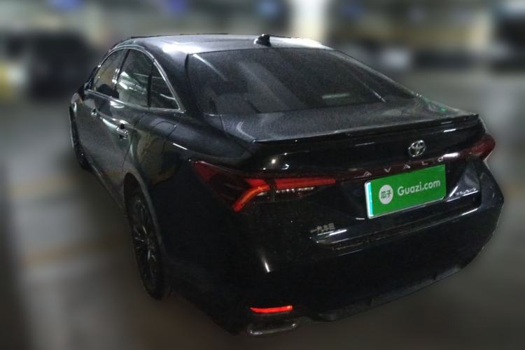 Used Toyota Avalon 2019 2.5L Touring Premium Version China VI Standard
