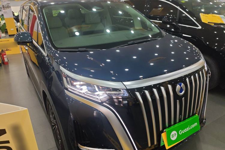 Used Denza D9 2022 EV 600 Four-Wheel Drive Flagship Model