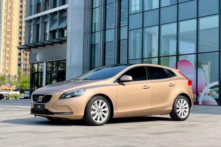 Used Volvo V40 2014 2.0T Zhiya Edition