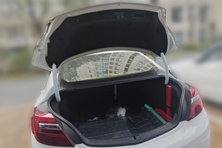 Used Buick Regal 2014 2.0L Leading Fashion Edition