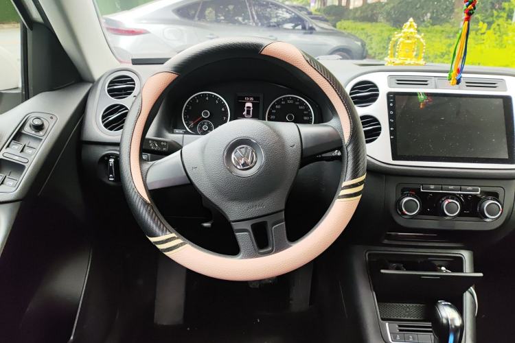 Used Volkswagen Tiguan 2016 280TSI Automatic Two-Wheel-Drive Silk Road Style Edition
