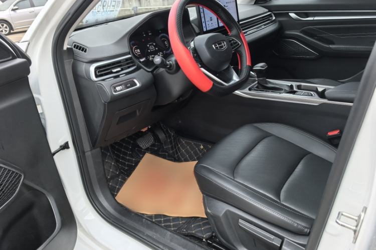 Used Geely Auto Emgrand 2023 4th Generation Champion Edition 1.5L CVT Prestige Model
