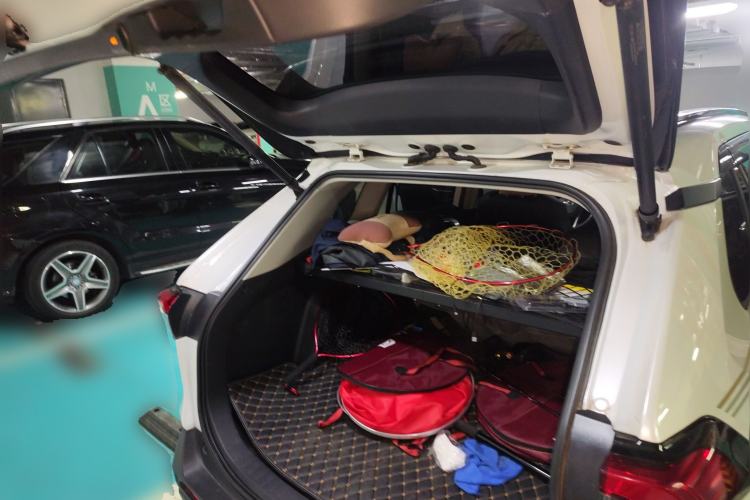 Used Toyota RAV4 Rongfang Plug-in Hybrid 2021 2.5L Two-Wheel Drive Elite Pro
