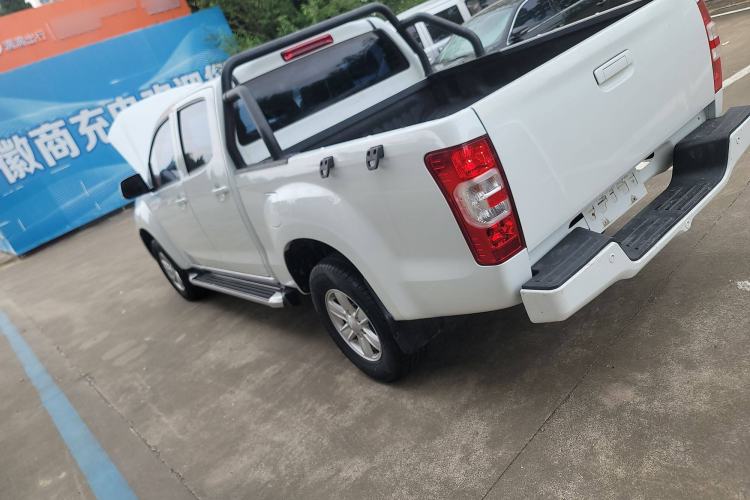 Used Isuzu JLM 2022 2.8T Classic Diesel Two-Wheel Drive Comfort Version with Long Wheelbase – JE493ZLQ6E
