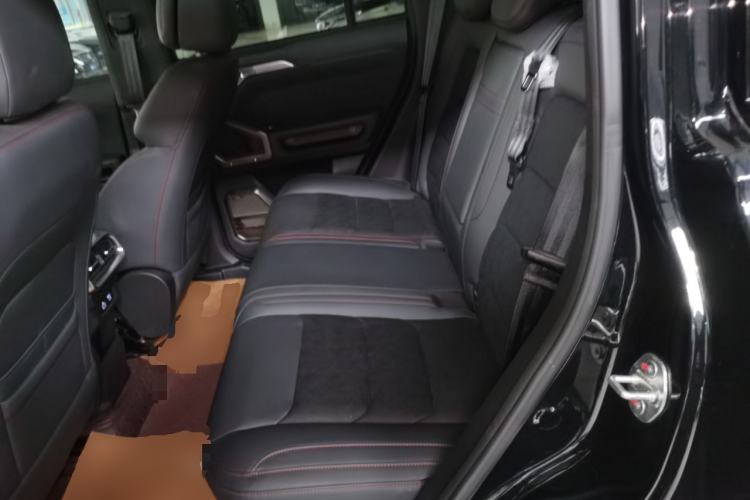 Used JETOUR Traveler 2023 2.0T All-Wheel Drive Conquer PRO Left Rear Seat