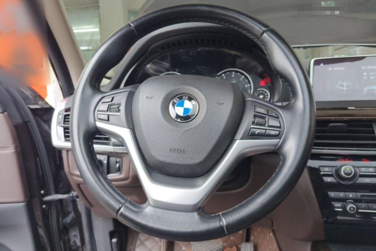 Used BMW X5 2017 xDrive28i
