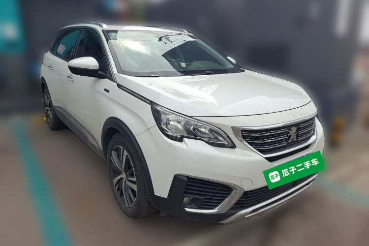 Used Peugeot 5008 2017 380THP 7-Seater Elite Edition Front Right 45 Deg