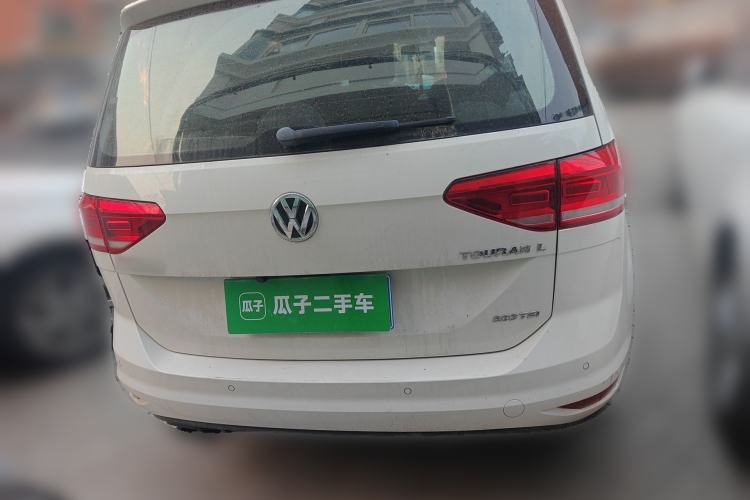 Used Volkswagen Touran 2016 Volkswagen Touran L 280TSI Manual Trend Edition Rear