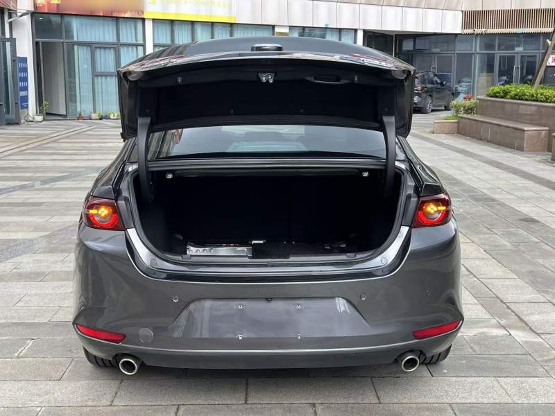 Used Mazda 3 Axela 2022 2.0L Automatic Zhiya Edition — 18