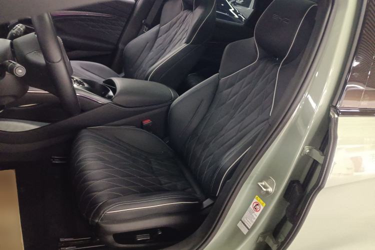 Used BYD Seal 2022 550 km Standard Range Rear-Wheel Drive Prestige Version
