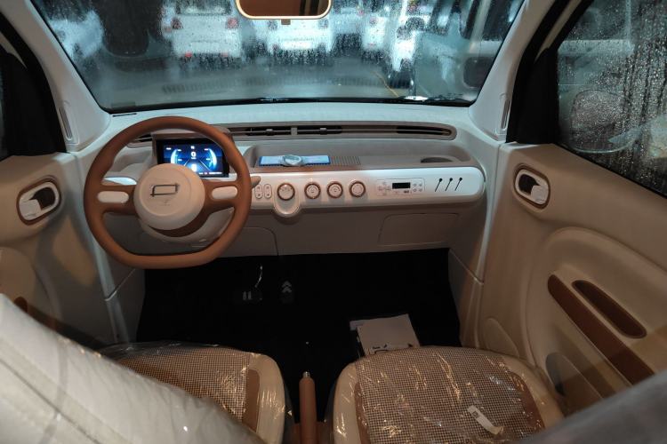 Used Bestune Pony 2026 222km Colorful Horse