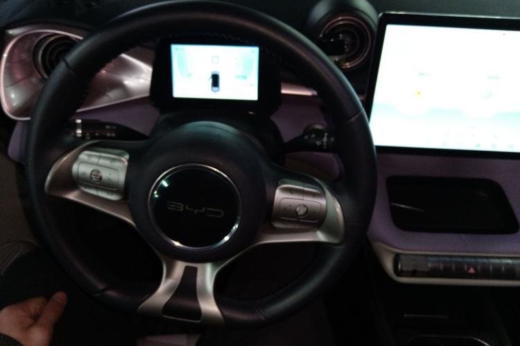 Used BYD Dolphin 2021 405 km Fashion Edition