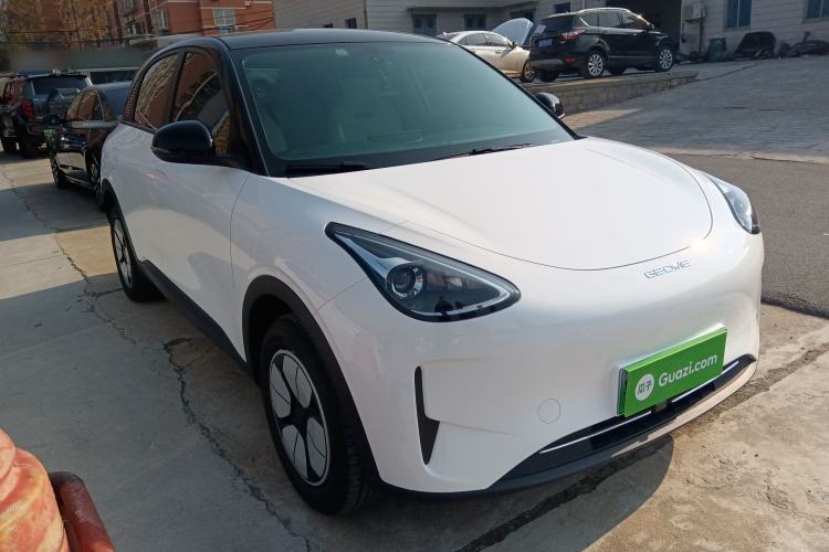 Used Geely Galaxy Geome 2025 410 km Free Version
