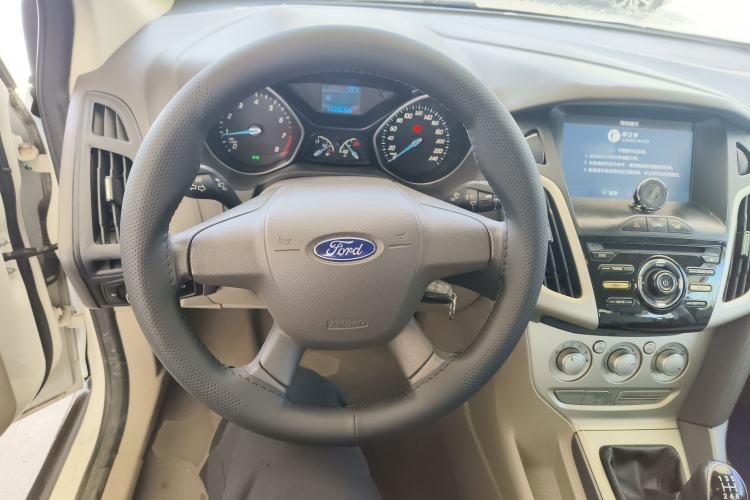 Used Ford Focus 2012 Sedan 1.6L Manual Comfort Model