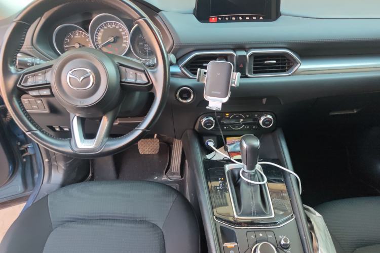 Used Mazda CX-5 2017 2.0L Automatic 2WD ZhiShang Trim China V Standard
