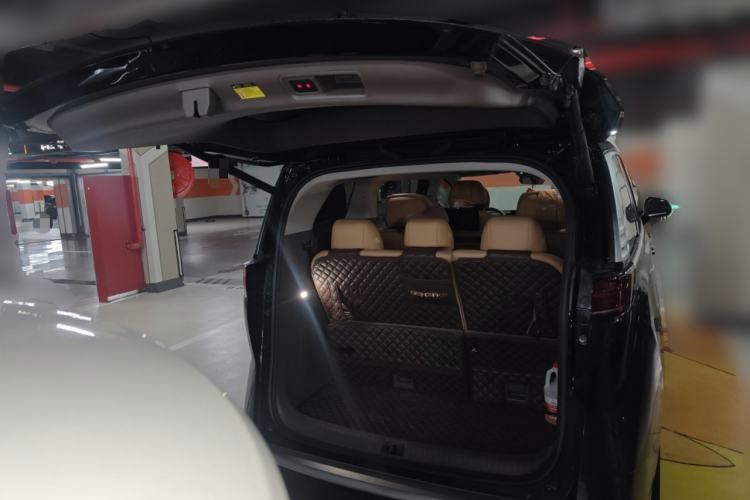 Used Denza D9 2022 DM-i 970 Four-Wheel Drive Prestige Model