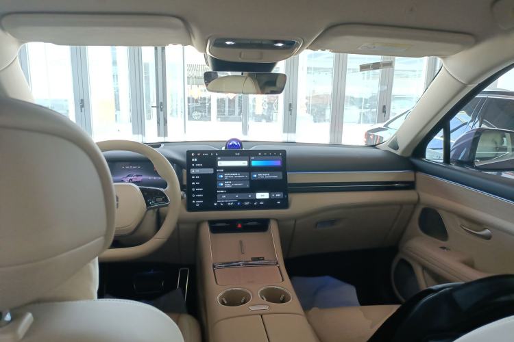 Used Hima AITO M5 2025 Extended-Range Ultra All-Wheel-Drive Version Center Console