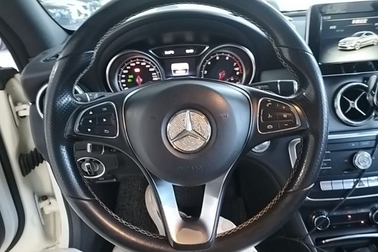 Used Mercedes-Benz CLA 2016 Facelifted CLA 200 Stylish Edition
