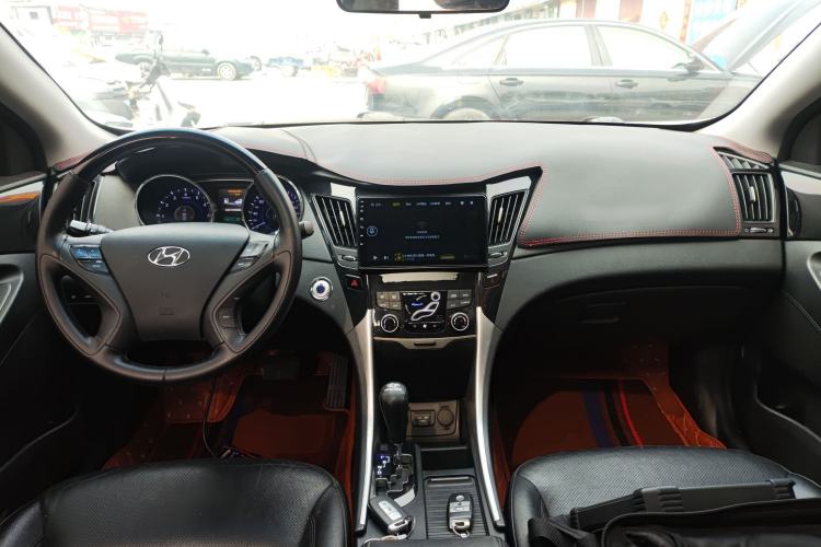 Used Hyundai Sonata 2015 Classic 2.4L Automatic Leading Edition China IV Standard