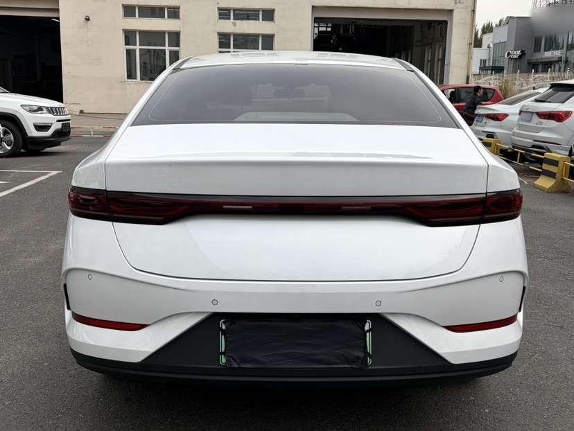 BYD Qin PLUS 2025 DM-i Smart Drive 55KM Leading Model — снимка 3