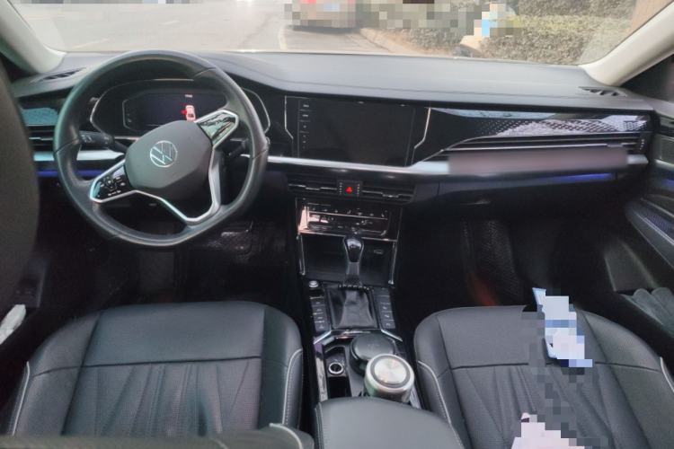 Used Volkswagen Passat New Energy 2022 430 PHEV Hybrid Luxury Edition Center Console