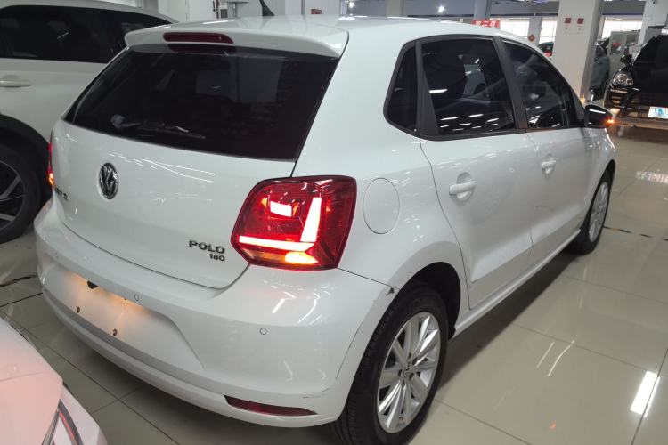 Used Volkswagen Polo 2014 1.6L Automatic Comfort Edition
