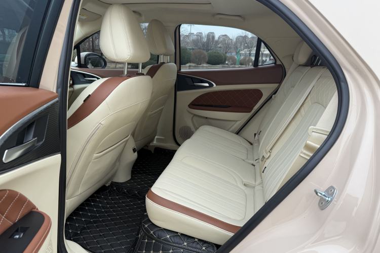 Used ORA Good Cat 2022 Morandi Edition 400km Standard Range Premium Version Lithium-Ion Battery