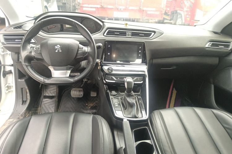 Used Peugeot 308 2018 1.6L Automatic Luxury Edition
