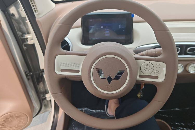 Used Wuling Hongguang MINIEV 2025 Four-Door Version Advanced Edition