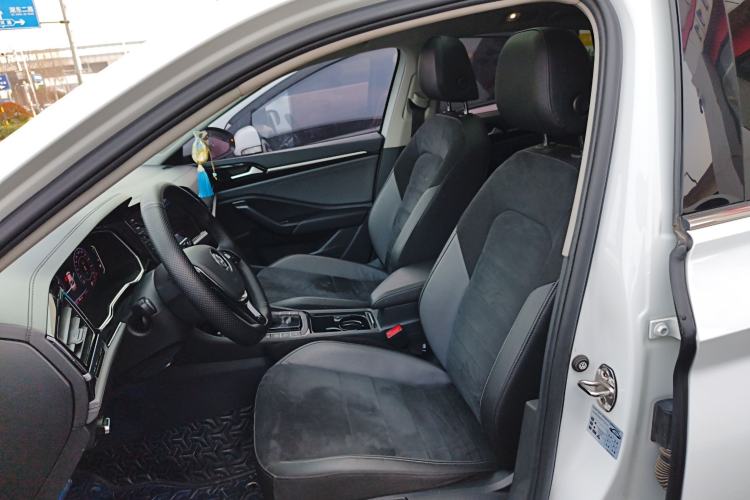 Used Volkswagen Sagitar 2022 280TSI DSG Excellence Edition Left Front Seat