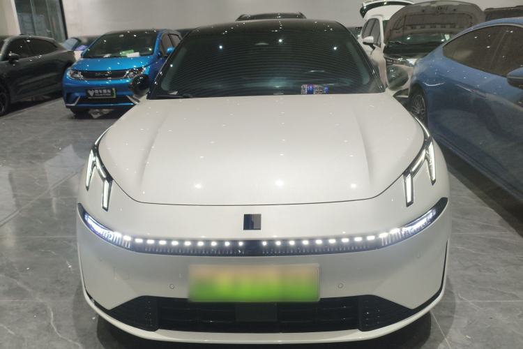 Used Lynk & Co 07 2024 EM-P 126 Long-Range Ultra Front