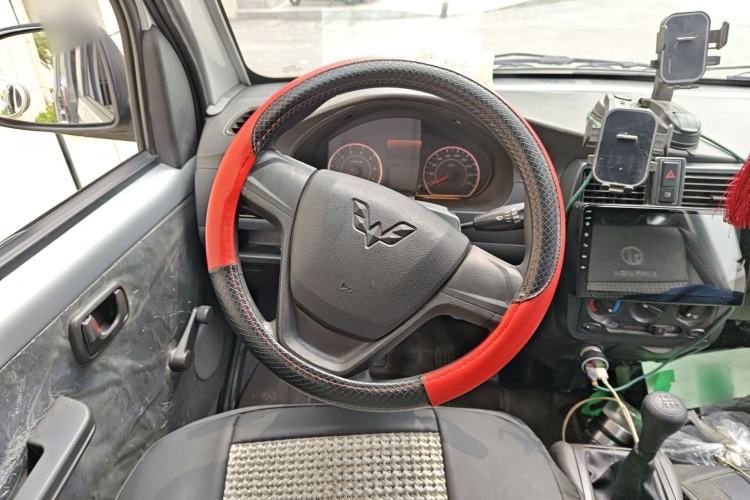 Used Wuling Rongguang 2021 1.5L Extended Basic Window-Sealed 5-Seat L3C Car Steering Wheel