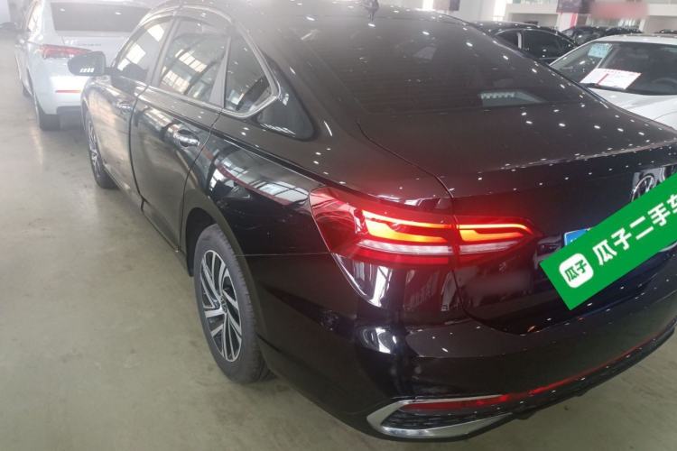 Used Volkswagen Lavida 2024 1.5L Automatic Starry Sky 5 Million Edition Exterior 2