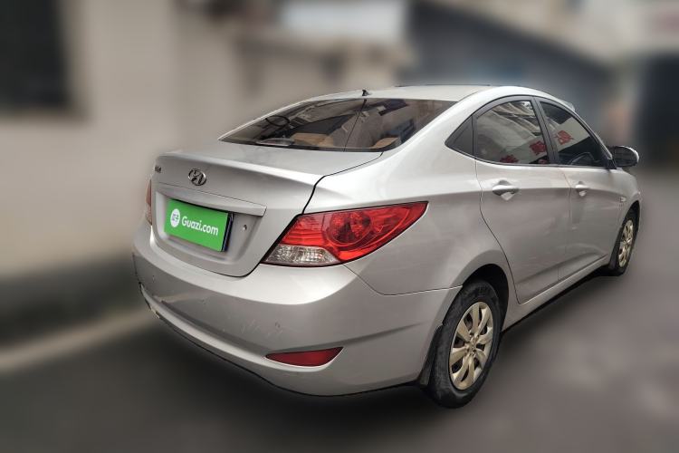 Used Hyundai Verna (older generation) 2010 Sedan 1.4L Manual Comfort GS
