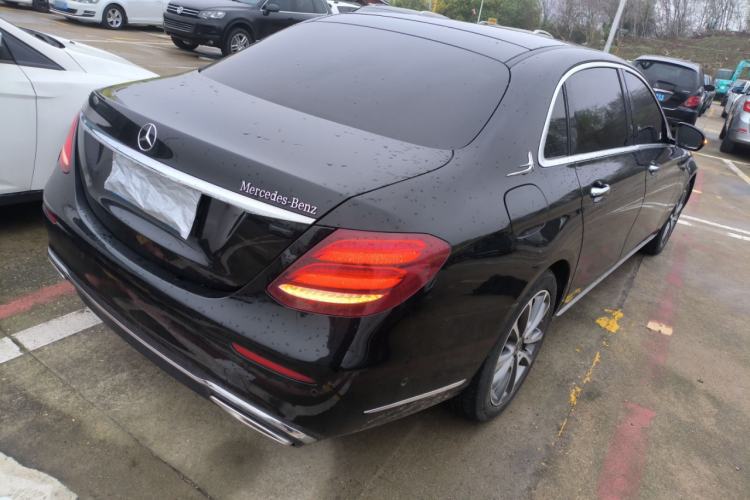 Used Mercedes-Benz E-Class 2020 E 260 L
