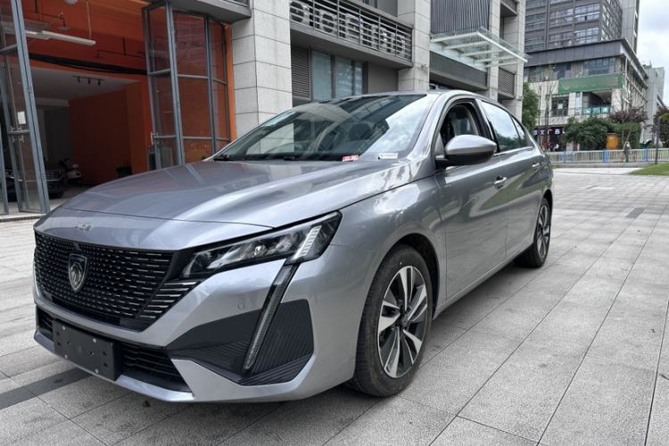 Used Peugeot 408 2022 1.6T Light-Chasing Edition