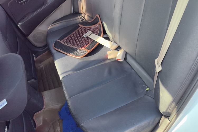 Used Hyundai Celesta 2015 1.6L Manual Comfort Model Left Rear Seat